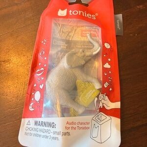 Tonies National Geographic Elephant Tonie - Gray